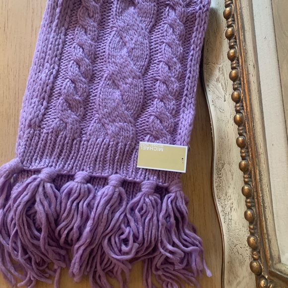 MICHAEL KORS SCARF